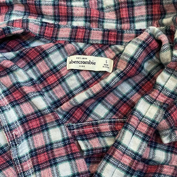 Abercrombie flannel top - Picture 3 of 3